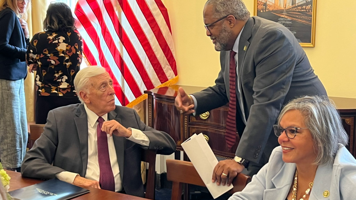 Regional Leadership Council Holds Meeting with White House